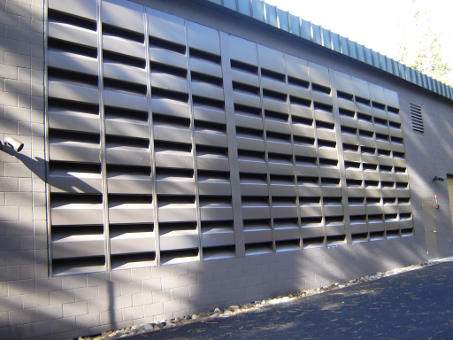 IAC Slimline Louver som stoppar buller och tillåter naturlig ventilation