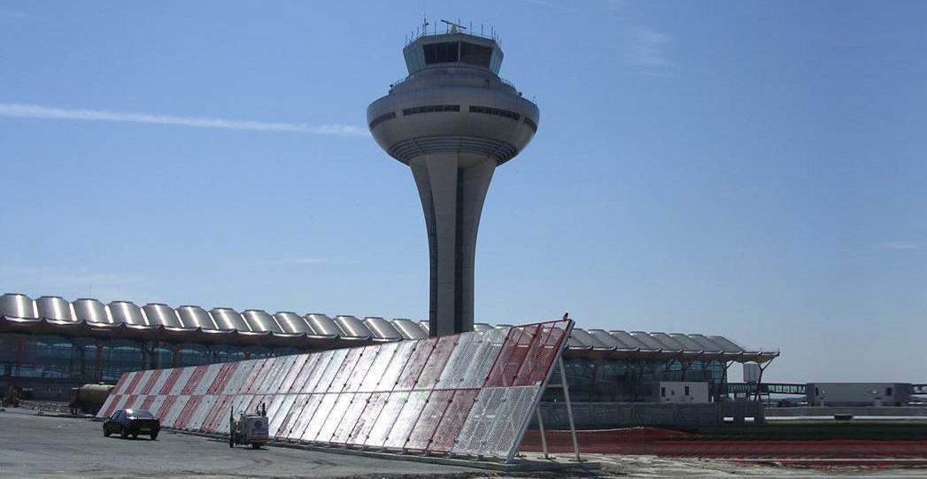 IAC Mesh Type Jet blast Barriers ändrar riktningen på jetströmmen från jetmotorer